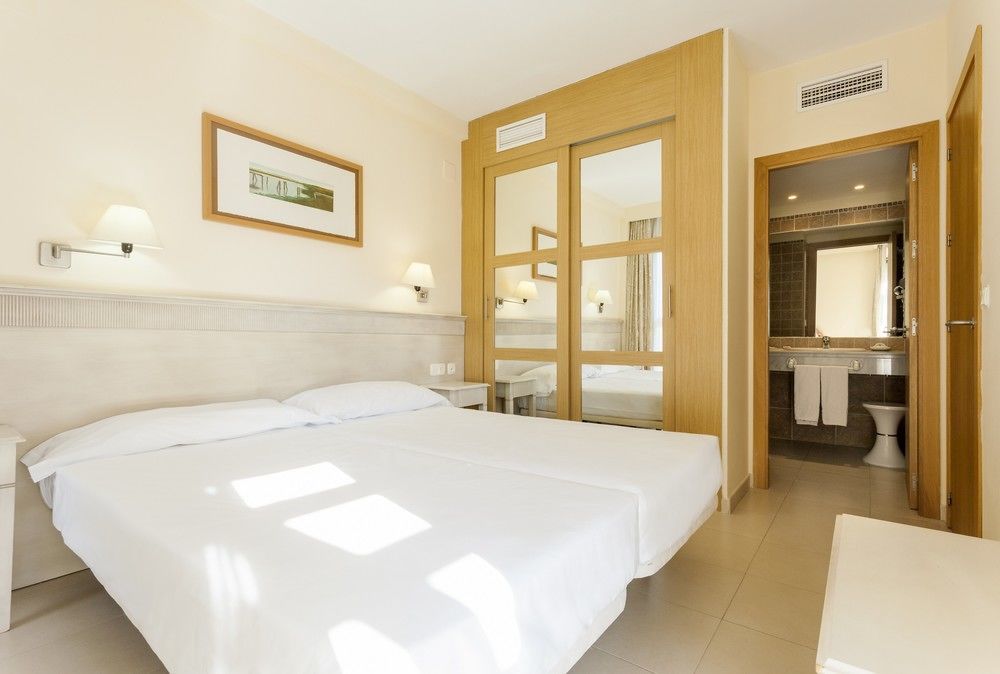 Aparthotel Ilunion Sancti Petri Novo Sancti Petri Esterno foto